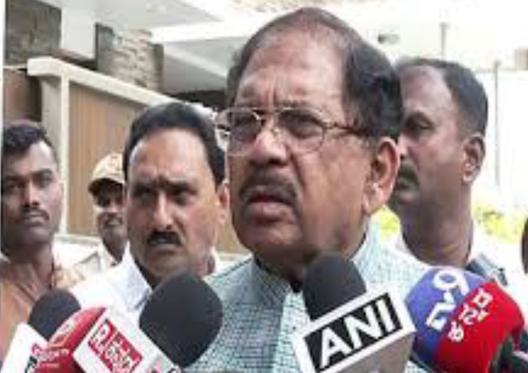 ಕಲ್ಲು ತೂರಾಟ 21 ಮುಸ್ಲಿಮರ ಬಂಧನ-ಗೃಹ ಸಚಿವ