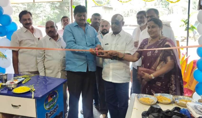 ಜಿಲ್ಲೆಯ 29 ಕಡೆ ಉದ್ಘಾಟನೆಯಾದ ನಂದಿನಿ ಮಿಲ್ಕ್ ಪಾರ್ಲರ್‌ಗಳು