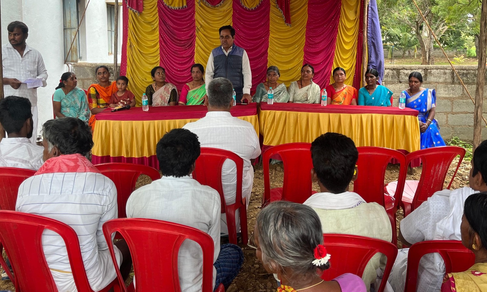 ಹಾಲು ಉತ್ಪಾದನೆ ಮಾಡಿ ವಲಸೆ ಹೋಗುವುದನ್ನ ನಿಲ್ಲಿಸಿ-ಜಯಮ್ಮ