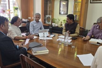 ನೂತನ ಜಿಲ್ಲಾಧಿಕಾರಿ ಕಟ್ಟಡ ವೈದ್ಯಕೀಯ ಕಾಲೇಜಿಗೆ ಹಸ್ತಾಂತರ ಕುರಿತು ಮಹತ್ವ ಚರ್ಚೆ