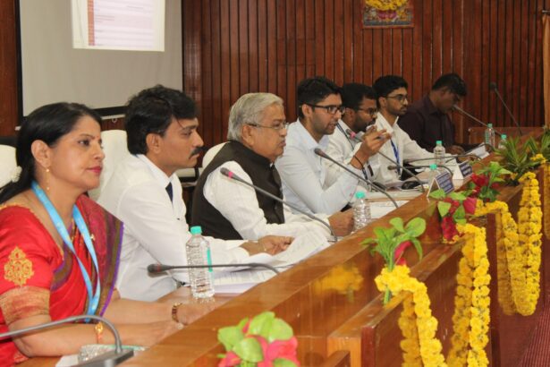 ಬ್ಯಾಂಕುಗಳು ಶೈಕ್ಷಣಿಕ ಸಾಲದ ಗುರಿ ಸಾಧಿಸಿ- ಸಂಸದ ಗೋವಿಂದ ಎಂ ಕಾರಜೋಳ