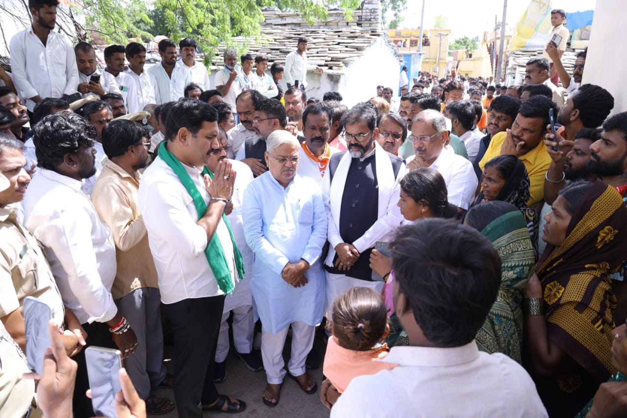 ಕುಂಭಕರ್ಣ ನಿದ್ದೆಯಲ್ಲಿರುವ ರಾಜ್ಯ ಸರ್ಕಾರ