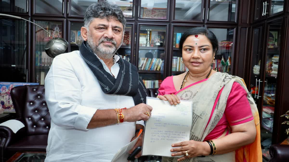 ಅಂಬರೀಶ್​​ ಅವರಿಗೂ ಕರ್ನಾಟಕ ರತ್ನ ಪ್ರಶಸ್ತಿ ನೀಡುವಂತೆ ನಟಿ ತಾರಾ ಮನವಿ