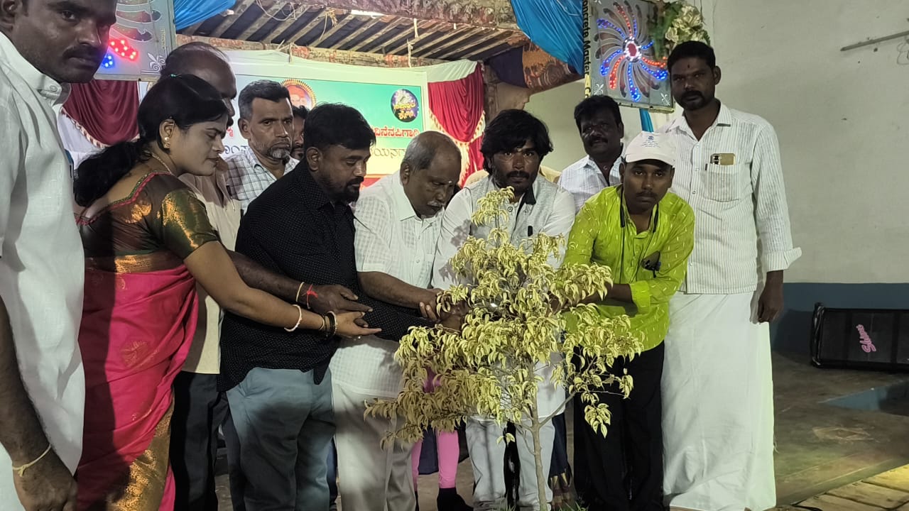 ಗ್ರಾಮೀಣರ ಕಲಾವಂತಿಕೆ ಪರಿಚಯಿಸಲು ಸಂಗೀತ ಸ್ಪರ್ಧೆ ಸಹಕಾರಿ: ಮಾಜಿ ಶಾಸಕ ರವೀಂದ್ರನಾಥ್