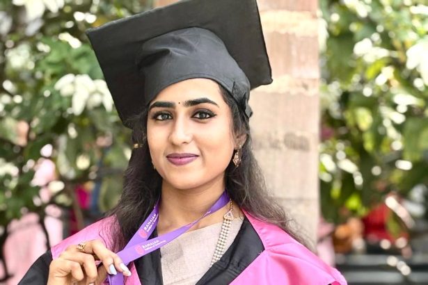 ಕಂಪ್ಯೂಟರ್ ವಿಜ್ಞಾನ ಎಂಜಿನಿಯರಿಂಗ್ ತಂತ್ರಜ್ಞಾನ ವಿಭಾಗದಲ್ಲಿ ವರ್ಷಿಣಿಗೆ ಬಂಗಾರದ ಪದಕ