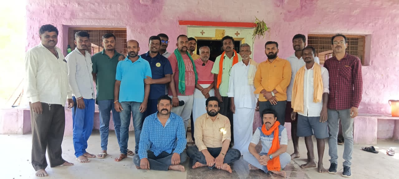 ದೇವಾಲಯಗಳ ಸ್ವಚ್ಛತಾ ಸಮಿತಿಯಿಂದ ಸ್ವಚ್ಛತಾ ಕಾರ್ಯ