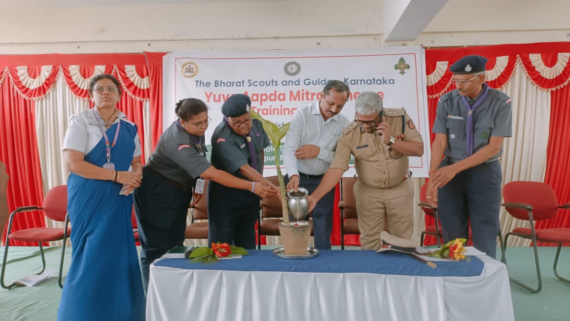 ದೇಶದ ಉಳಿವಿಗಾಗಿ ಸ್ಕೌಟ್ಸ್ ಮತ್ತು ಗೈಡ್ಸ್ ಸಹಾಯಕಾರಿ-ಸಿ. ಕೆ. ಬಾಬಾ