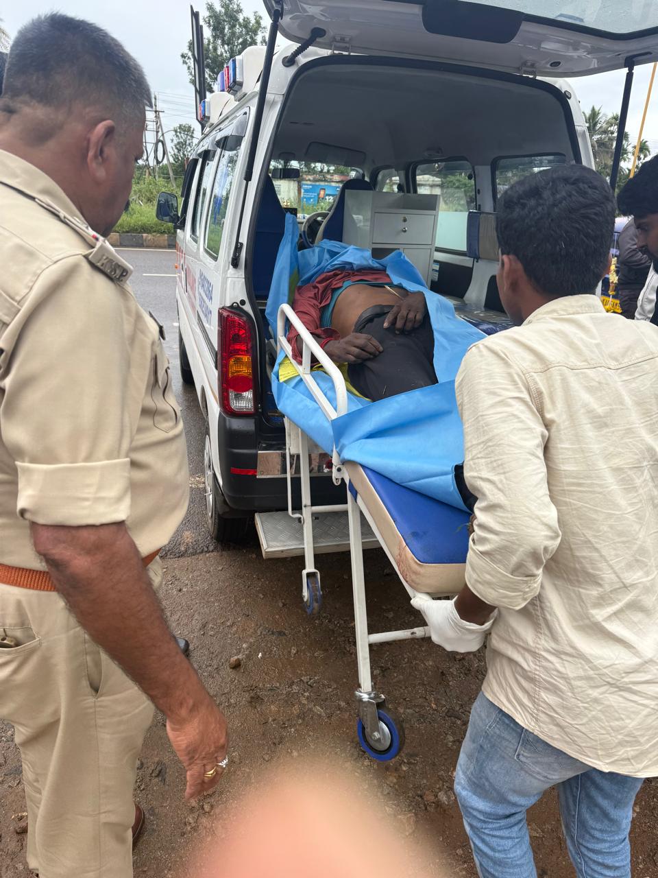 ಬೈಕ್ ಗೆ ಕಾರು ಡಿಕ್ಕಿ ಬೈಕ್ ಸವಾರ ಸಾವು