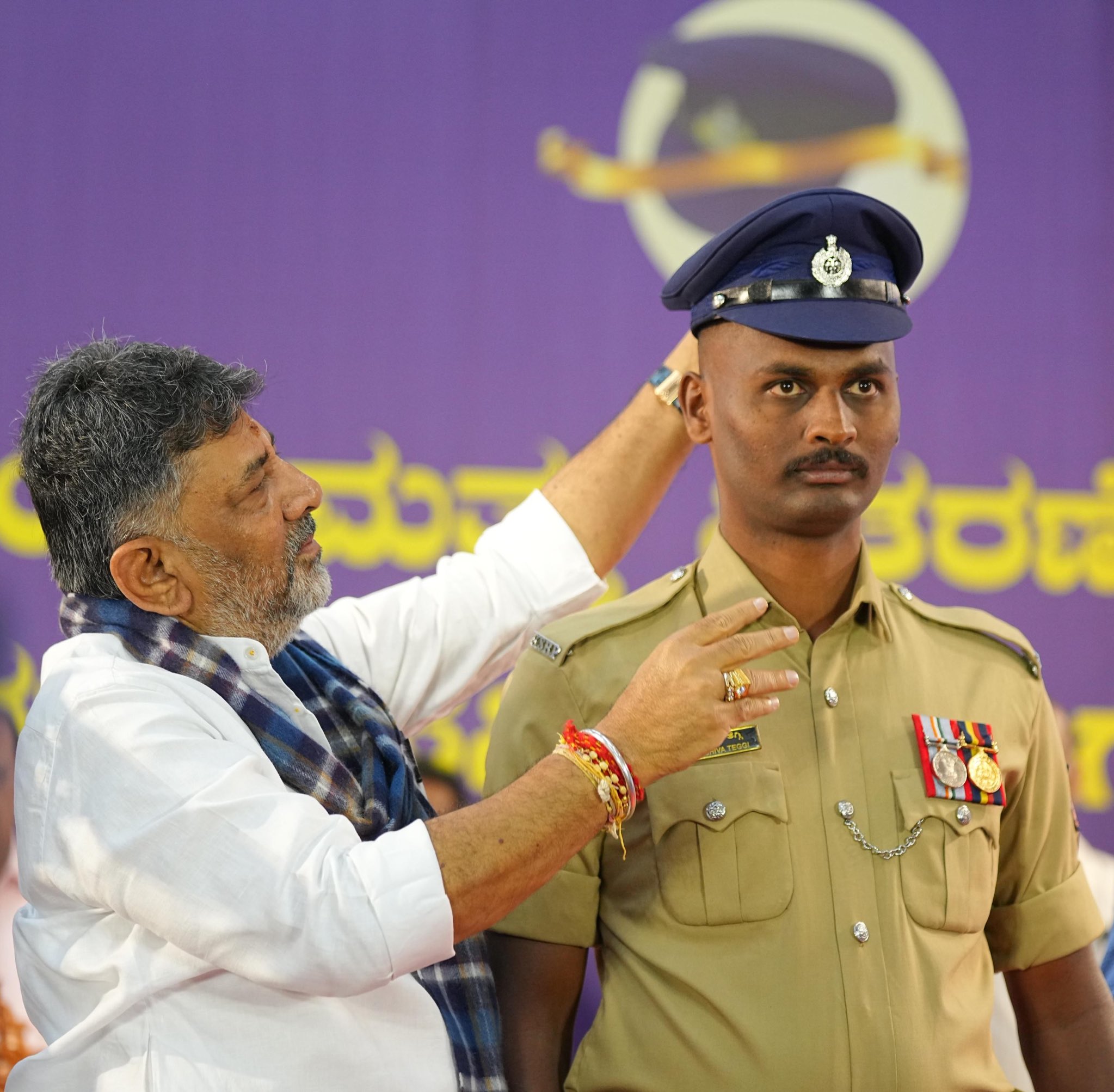 ಪೊಲೀಸರಿಗೆ ಪೀಕ್‌ ಕ್ಯಾಪ್‌ ಮುಕುಟ