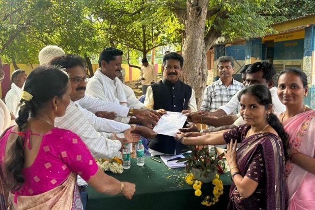 ಹುಲಿಕುಂಟೆ ಶಾಲಾ ಶತಮಾನೋತ್ಸವ ವಿಜೃಂಭಣೆಯಿಂದ ಆಚರಿಸಲು ಶಾಸಕ ರಘುಮೂರ್ತಿ ಸೂಚನೆ