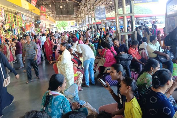 ಉದ್ಯೋಗ ನಿರೀಕ್ಷಿಸಿ ವಲಸೆ ಹೋಗುತ್ತಿರುವ ಯುವ ಪೀಳಿಗೆ