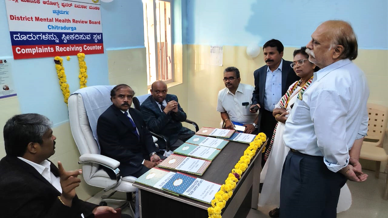 ಮಾನಸಿಕ ರೋಗಿಗಳಿಗೆ ಸಕಾಲದಲ್ಲಿ ಚಿಕಿತ್ಸೆ ನೀಡಿ- ನ್ಯಾ. ರೋಣ ವಾಸುದೇವ್