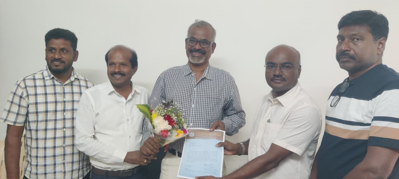 ಕಾರ್ಯನಿರತ ಪತ್ರಕರ್ತರ ಸಂಘ: ಜಿಲ್ಲಾ ಚುನಾವಣಾಧಿಕಾರಿಯಾಗಿ ಚಿಕ್ಕಪ್ಪನಹಳ್ಳಿ ಷಣ್ಮುಖ ಅಧಿಕಾರ ಸ್ವೀಕಾರ