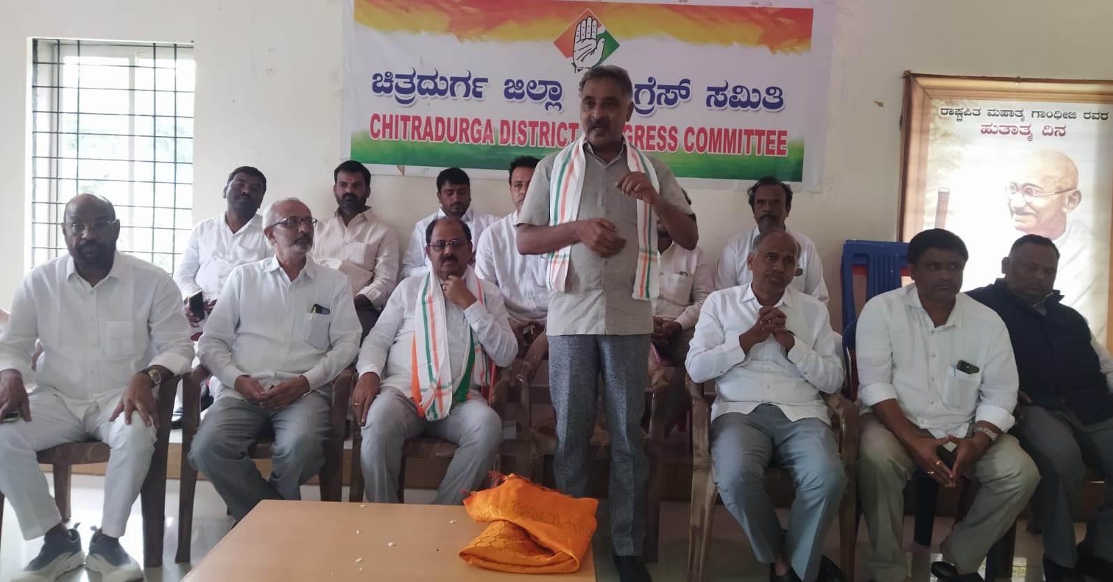 ಕಳಂಕಿತರು, ಭ್ರಷ್ಟಾಚಾರಿಗಳಿಗೆ ಕಾಂಗ್ರೆಸ್ ನಾಯಕರನ್ನು ಟೀಕಿಸುವ ಹಕ್ಕಿಲ್ಲ