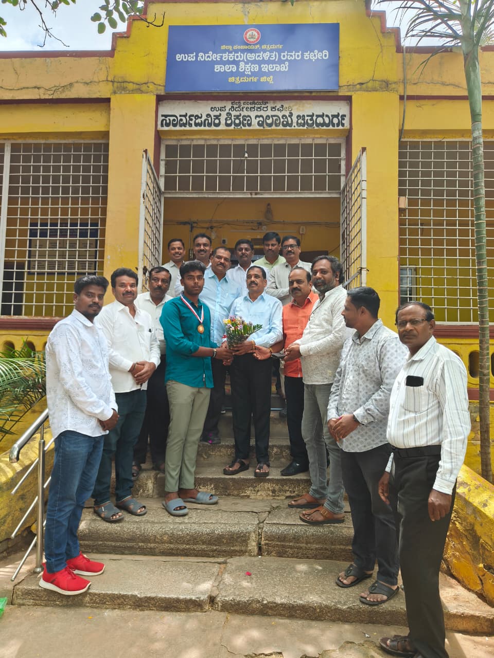 ರಾಜ್ಯ ಮಟ್ಟದ ಟೇಕ್ವಾಂಡೋ ಸ್ಪರ್ಧೆಯಲ್ಲಿ ಚಿನ್ನದ ಪದಕ ಗಳಿಸಿದ ಮುರಳಿ