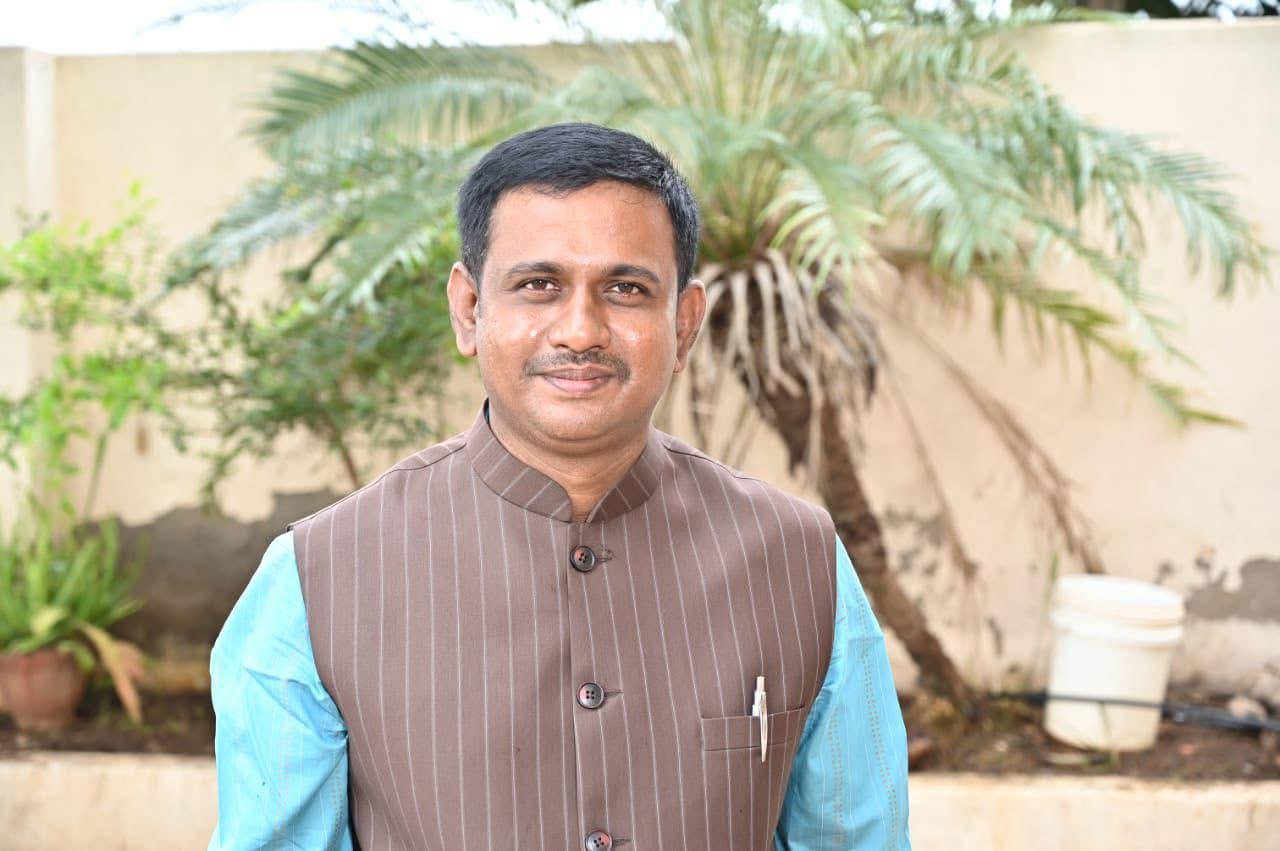 ಮೈಸೂರು ದಸರಾ ಹಬ್ಬ ದುರ್ಗಾ ಹಾಗೂ ಕುಮಾರ ರಾಮನ ಪೌರಾಣಿಕ–ಐತಿಹಾಸಿಕ ಪರಂಪರೆಯಿಂದ ಪಡೆದಿದೆ