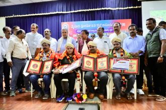 ಪತ್ರಕರ್ತರು ಮೌಢ್ಯದ ವಿರುದ್ಧ ಜನರನ್ನು ಎಚ್ಚರಿಸುವ ಕೆಲಸ ಮಾಡುತ್ತಿಲ್ಲ-ಸಿಎಂ ಬೇಸರ