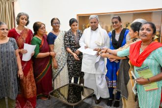 ಧರ್ಮಸ್ಥಳ ಪ್ರಕರಣ ಮರು ತನಿಖೆ ಮಾಡಲು ಮಹಿಳೆಯರ ಒತ್ತಾಯ