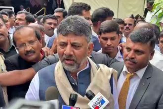 ಬಿ ಖಾತಾ ಹೆಸರಿನಲ್ಲಿ 4-5 ಲಕ್ಷ ಲೂಟಿ ಮಾಡುವುದಕ್ಕೆ ವಿರೋಧ