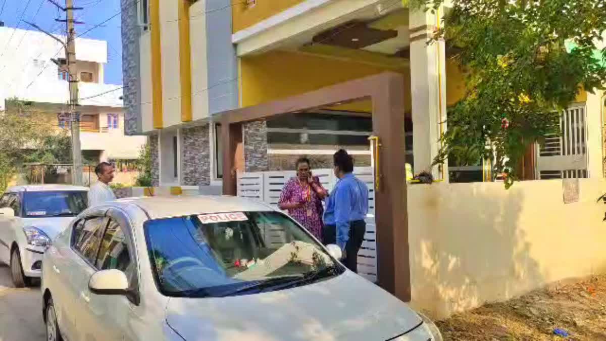 ಭ್ರಷ್ಟ ಅಧಿಕಾರಿಗಳ ಮನೆ ಕಚೇರಿಗಳ ಮೇಲೆ ಲೋಕಾ ದಾಳಿ