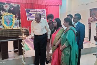 ಕಿತ್ತೂರು ಚೆನ್ನಮ್ಮ ಹಾಗೂ ಬೆಳವಡಿ ಮಲ್ಲಮ್ಮ ಇವರುಗಳ ಆದರ್ಶ ಪಾಲಿಸಿ: ಶಂಕರ ಬಿದಿರಿ 