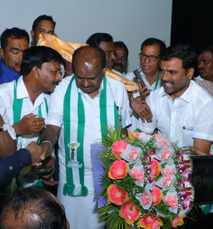 ಅಲೆಮಾರಿ ಸೌಲಭ್ಯ ಕಿತ್ತುಕೊಂಡಿರುವ ಸಿದ್ದರಾಮಯ್ಯ