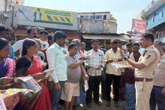 ಸಂಚಾರಿ ನಿಯಮ ಪಾಲಿಸಿ ಅಮೂಲ್ಯ ಜೀವ ರಕ್ಷಿಸಿಕೊಳ್ಳಿ-ಪಿಎಸ್ಐ ಪ್ರಸಾದ್