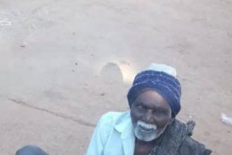 ರಾಜ್ಯೋತ್ಸವ ಪ್ರಶಸ್ತಿ ಪುರಸ್ಕೃತ, ವೀಣೆ ತಯಾರಕ ಪೆನ್ನ ಓಬಳಯ್ಯ ವಿಧಿವಶ