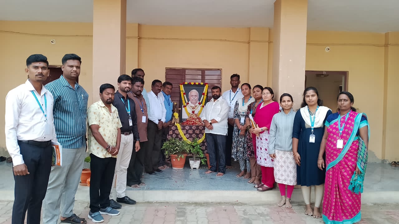 ಲಾವಣ್ಯ ವಿದ್ಯಾ ಸಂಸ್ಥೆಯಿಂದ ಹನುಮಂತೆ ಗೌಡರ ಪುಣ್ಯ ಸ್ಮರಣೆ