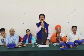 ಏಕಾಂಗಿಯಾಗಿ ಏಳುಸುತ್ತಿನ ಕೋಟೆ ರಕ್ಷಿಸಿದ ಕೀರ್ತಿ ಒನಕೆ ಓಬವ್ವಳದ್ದು: ಶಾಸಕ ರಘುಮೂರ್ತಿ