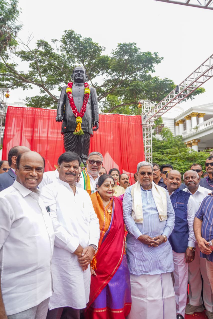 ಸಾಮಾಜಿಕ ನ್ಯಾಯದ ಹರಿಕಾರ ದೇವರಾಜ ಅರಸು: ಸಿ.ಎಂ.ಸಿದ್ದರಾಮಯ್ಯ