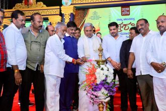 ಕೇವಲ‌ ಸಬ್ಸಿಡಿಗಾಗಿ ಸಿನಿಮಾ ಮಾಡಬೇಡಿ: ಸಿಎಂ ಸಿದ್ದರಾಮಯ್ಯ