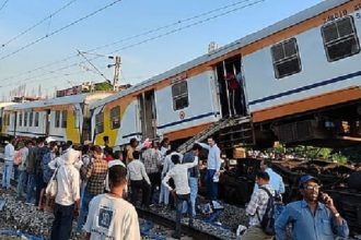 ರೈಲು-ರೈಲುಗಳ ಡಿಕ್ಕಿ 11 ಮಂದಿ ಸಾವು