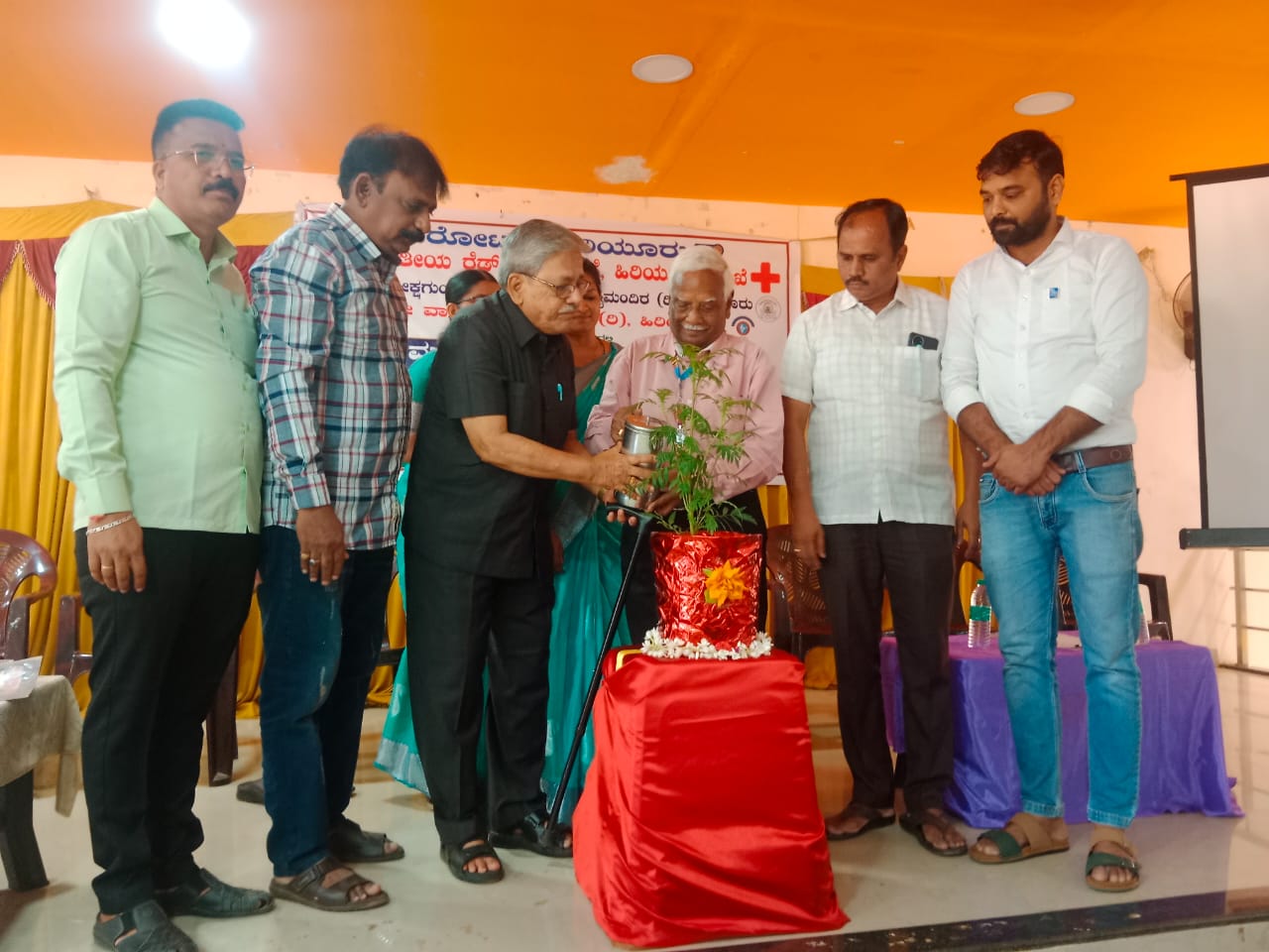 ಮಕ್ಕಳು ಹಠ ಮಾಡುವುದು ಪ್ರಕೃತಿದತ್ತವಾಗಿ ಬಂದ ಸ್ವಭಾವ