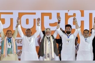 ಎನ್‌ಡಿಎ ಮೈತ್ರಿಕೂಟಕ್ಕೆ ಐತಿಹಾಸಿಕ ಗೆಲುವು, ಕಾಂಗ್ರೆಸ್ಸಿಗೆ ಮುಖಭಂಗ