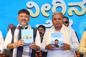 ನೀರಿನ ಹೆಜ್ಜೆ ಕೃತಿಯಲ್ಲಿ ದೇವೇಗೌಡರ ಹೊಗಳಿಕೆ