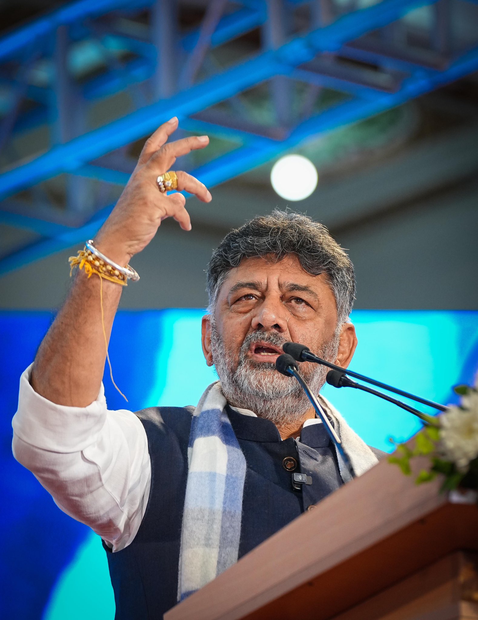 ಸಿಎಂ-ರಾಹುಲ್ ಭೇಟಿ ಚರ್ಚೆ ಗೊತ್ತಿಲ್ಲ-ಡಿ ಕೆ ಶಿವಕುಮಾರ್