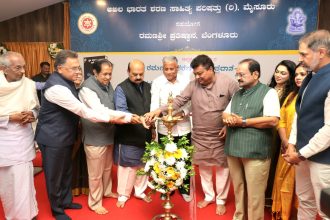 ಪ್ರಶಸ್ತಿಗಳು ಸಾಮಾಜಿಕ ಹೊಣೆಗಾರಿಕೆ ಹೆಚ್ಚಿಸಲಿವೆ-ಎಂಬಿ ಪಾಟೀಲ್