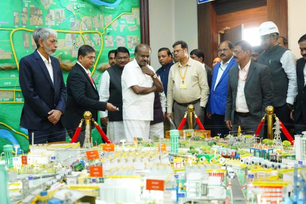 ರೂರ್ಕೆಲಾ ಉಕ್ಕು ಸ್ಥಾವರಕ್ಕೆ ಭೇಟಿ ನೀಡಿದ ಕುಮಾರಸ್ವಾಮಿ