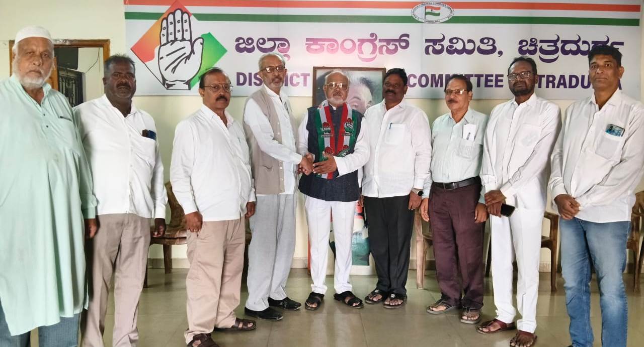 ಕಾಂಗ್ರೆಸ್ ಪಕ್ಷಕ್ಕೆ ಸೇರ್ಪಡೆಯಾದ ಸೈಯದ್ ಅಫಾಖ್ ಅಹಮದ್  