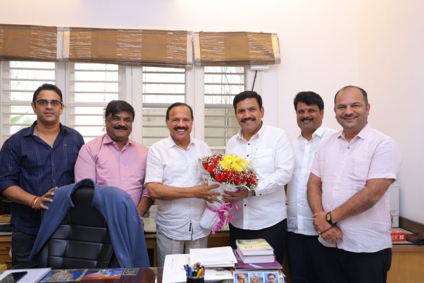 ಮಾಜಿ ಸಿಎಂ ಭೇಟಿ ಮಾಡಿದ ವಿಜಯೇಂದ್ರ