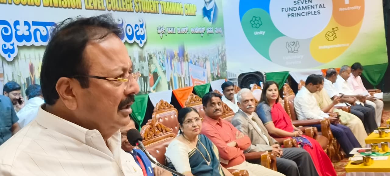 ಸಿಎಂ ಕುರ್ಚಿ ಚರ್ಚೆಯನ್ನು ಮಾಧ್ಯಮಗಳು ದೂರ ಇಡಬೇಕು: ಚಲುವರಾಯಸ್ವಾಮಿ