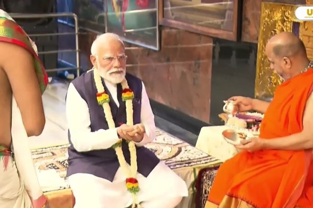 ಪ್ರಧಾನಿಯವರಿಗೆ ಆರೋಗ್ಯ ಶಕ್ತಿ ನೀಡಲಿ ಎಂದು ಶ್ರೀ ಕೃಷ್ಣನಲ್ಲಿ ಬೇಡುವೆ-ಸುಗುಣೇಂದ್ರ ತೀರ್ಥ ಸ್ವಾಮೀಜಿ