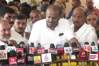 ಸಕ್ಕರೆ ಲಾಬಿಯ ಒತ್ತಡಕ್ಕೆ ಸಿದ್ದರಾಮಯ್ಯ ಮಣಿದಿರುವ ಸಾಧ್ಯತೆ ಇದೆ- ಕುಮಾರಸ್ವಾಮಿ