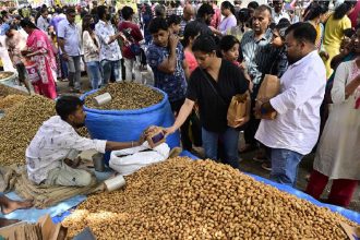 ಪ್ಲಾಸ್ಟಿಕ್ ಮುಕ್ತ ಐತಿಹಾಸಿಕ ಕಡಲೆಕಾಯಿ ಪರಿಷೆಗೆ ಮೆಚ್ಚುಗೆ ವ್ಯಕ್ತಪಡಿಸಿದ ರಾಮಲಿಂಗಾರೆಡ್ಡಿ