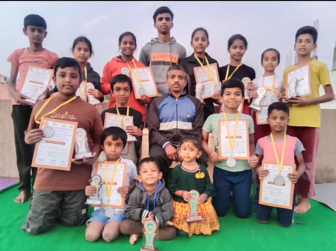 ಜಿಲ್ಲಾ ಮಟ್ಟದ ಯೋಗಾಸನ ವಿಜೇತರಿಗೆ ಬಹುಮಾನ ವಿತರಣೆ