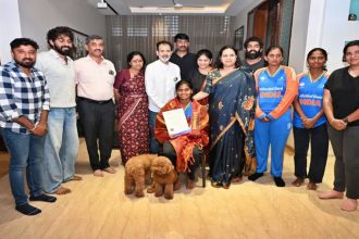 ಡಾ.ರಾಜ್‌ನಿವಾಸದಲ್ಲಿ ಅಭೂತಪೂರ್ವ ಸ್ವಾಗತ, ಸನ್ಮಾನಕ್ಕೆ ಒಳಗಾದ ವಿಶ್ವ ಕಪ್ ಗೆದ್ದ ಅಂಧ ಆಟಗಾರ್ತಿಯರು