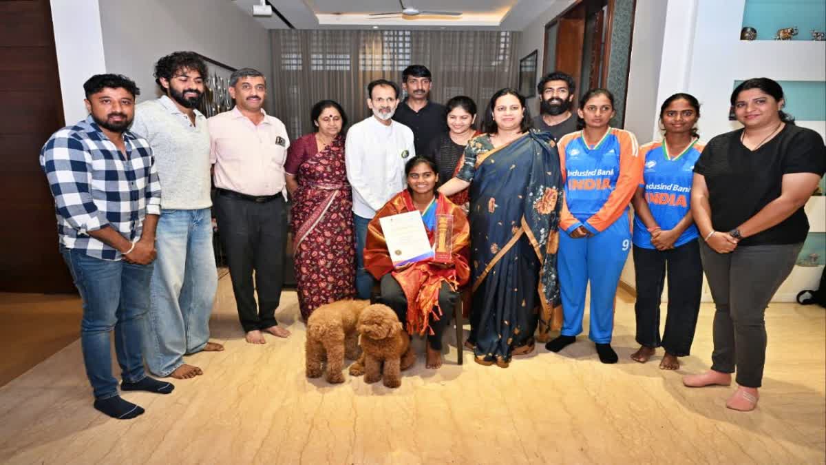 ಡಾ.ರಾಜ್‌ನಿವಾಸದಲ್ಲಿ ಅಭೂತಪೂರ್ವ ಸ್ವಾಗತ, ಸನ್ಮಾನಕ್ಕೆ ಒಳಗಾದ ವಿಶ್ವ ಕಪ್ ಗೆದ್ದ ಅಂಧ ಆಟಗಾರ್ತಿಯರು