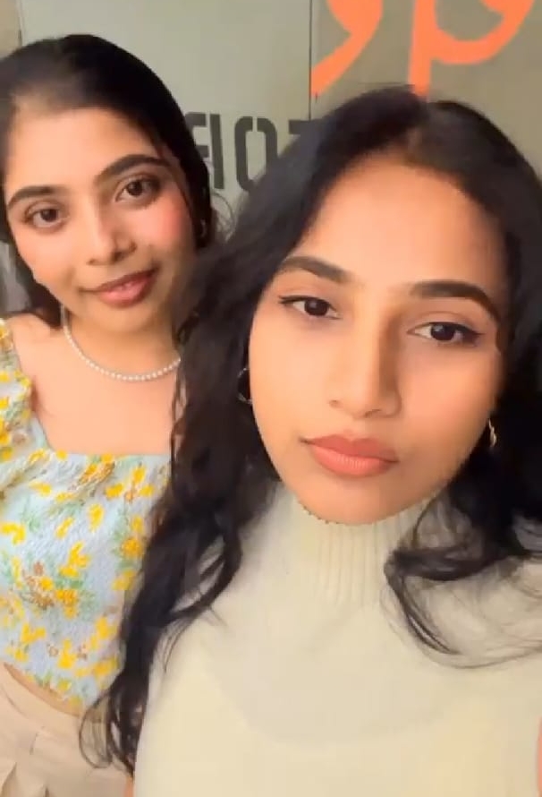 ಹಿರಿಯೂರು ಬಸ್ ದುರಂತ, ಹಸಮಣೆ ಏರಬೇಕಿದ್ದ ಬಾಲ್ಯದ ಗೆಳತಿಯರಿಬ್ಬರು ಮಸಣಕ್ಕೆ, ಸಾವಿನ ಸಂಖ್ಯೆ 7ಕ್ಕೆ ಏರಿಕೆ