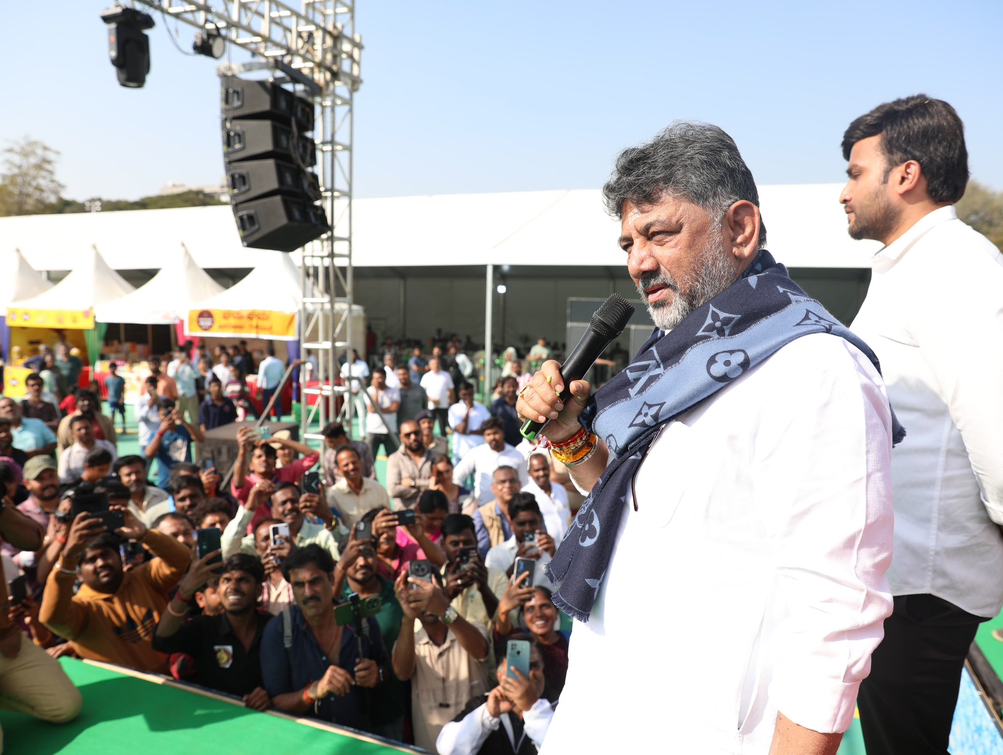 ಸಾಮಾನ್ಯ ಮನೆಗೂ ಕಾಡಿದ ಸಿಎಂ ಹುದ್ದೆ ಬದಲಾವಣೆ